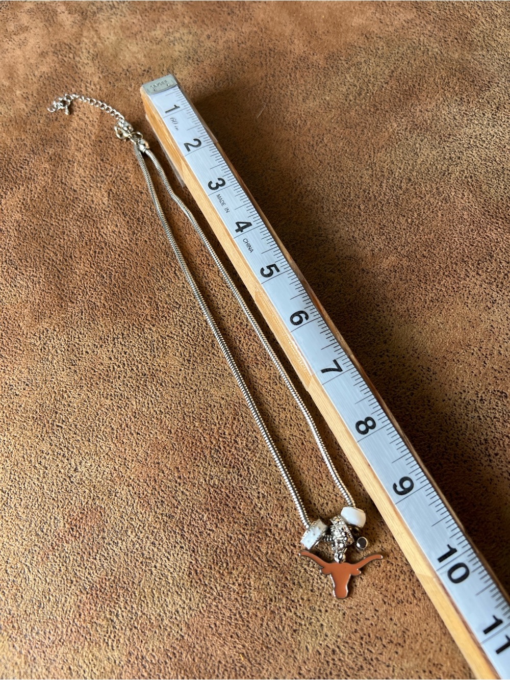 Texas Longhorns Pendant Necklace - Picture 4 of 5